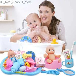 Banyo oyuncakları diy simülasyonu Yumuşak bebek bebek banyo oyuncakları yaz kapalı ebeveyn-çocuk etkileşimi erken eğitim su kız için yüzen oyuncaklar q231212