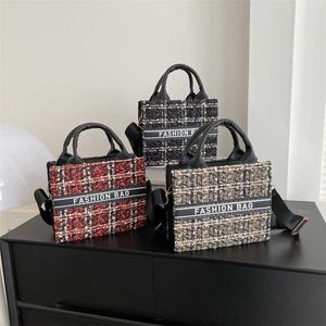 Akşam çantaları lüks tasarımcılar sonbahar ve kış yeni çanta moda banliyö küçük kare çanta el fatura çantası crossbody çanta niş tasarım t231212