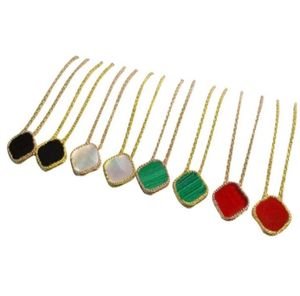 Brand Classic Clover Designer Pendant Necklace for Women Luxury Pearl 4 Leaf Laser Short Choker Halsband bröllop smycken valentin7936538