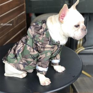 JH Pet Dog Raincoat kläder för stora hundar kamouflage vattentäta kläder Regna hund regn kappa utomhus dräkter