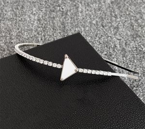 Lyxdesigner pannband hårband smycken för kvinnors flickor märke mode klassiska bokstäver pekband bröllop fest headwrap head w3840829