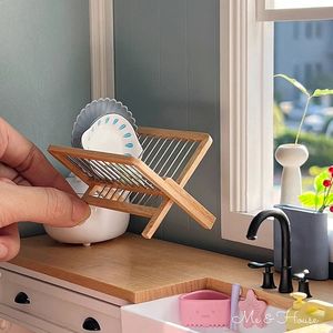 Doll House Accessories 1/6 Dollhouse Kitchen Drain Rack Mini Tray Rack Model Furniture Accessories For Doll House Decor Kids Pretend Play Toys 231212