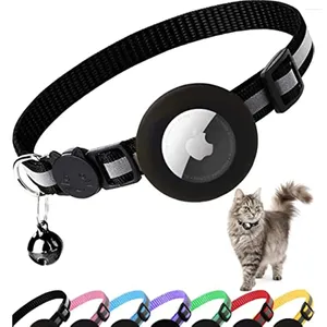 Hundkrage Atuban Airtag Cat Collar Breakaway Reflective Kitten med Apple Air Tag Holder och Bell för Girl Boy Cats 0,4 tum