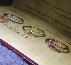 2022 Aşk Yüzüğü Tırnak Tasarımı Elmas Yüzük Titanyum Çelik Düğün Nişan Partisi Takı Aksesuarları Çift Hediyeler Klasik Altın SIL4036309