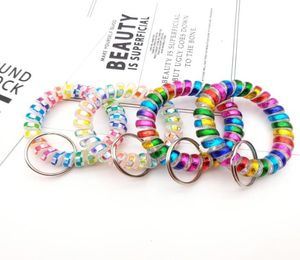 Colorful Spring Spiral Wrist Coil Keychains TPU Stretch Wristband Key Ring for Gym Pool Id Badge Men Women Fashion Keyring Chain H6924079