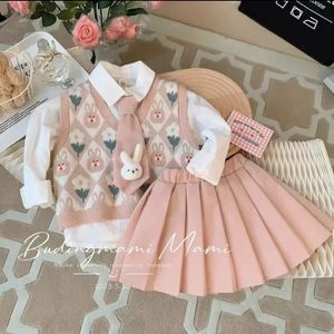 衣料品セット女の女の子の衣装セット秋の春の長袖シャツニットベストスカート子供スーツ幼児服3pcs 1 7yrs 231213