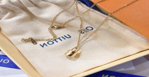 Top Sell Women Luxury Designer Necklace Choker Pendant Chain 18K Gold Plated Stainless Steel Letter Necklaces Wedding Jewelry Acce6295981