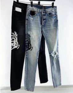 Lila Jeans Designer Jean Hombre Hosen Männer Stickereien Patchwork Ripped Brand Motorrad Pantmenmen dünn für Trend Vintage Pant