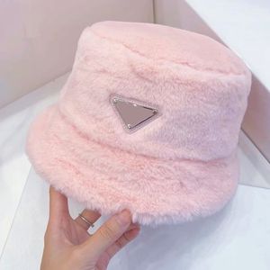 En kaliteli kadın tasarımcı kış beanie erkekler kafatası kapakları şapka kapağı kayak şapkaları snapback maske erkek pamuk unisex vizon yün harfleri lüks açık gündelik