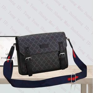 Designer Men crossbody axelväska högkvalitativ läder handväska handväska lyx satchel pochette män kvinnor messenger väska affärsbrist