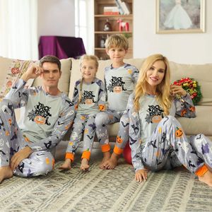 Rompers 2023 Halloween Family Pyjamas Fashion Skull Pumpkin Parent Child Dräkt Kvalitet Matchande kläder Festival Hemkläder 231212