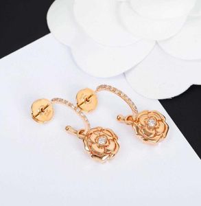 Nytt varumärke Pure 925 Sterling Silver Rose Earrings Rose Gold Stud Earrings Camellia Flower Pure 925 Sakura Flower Earrings6130804