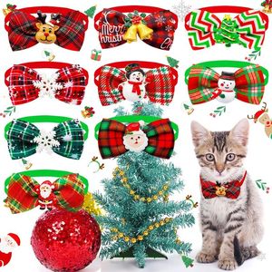 Cão vestuário 10 pçs natal animais de estimação cães gato bowties colar ajustável vermelho verde decorar doggy suprimentos de natal para pequenos acessórios