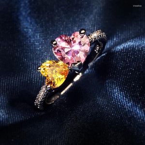 Klusterringar S925 Silver högkvalitativ rosa persika hjärtsimulering Diamond Claw set zirkon kvinnlig roman Ring Drop Separation