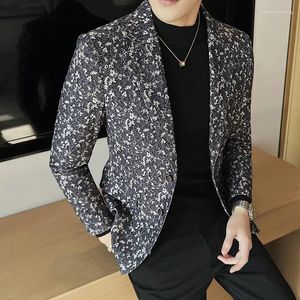 Garnitury męskie 2023 Mężczyzn drukowania kurtki Slim Fit Stylowe kwiatowe druk Blazery swobodne przyjęcie weselne Wysokiej jakości smoking mody Tuxedo