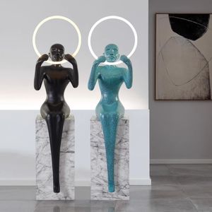 Modern Minimalist Humanoid Ayakta Soyut Heykel Zemin Lambası Satış Ofisi Otel Koridoru Hoş Geldiniz Dekoratif Sanat Süsleri