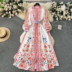 Casual Dresses New Runway Fashion Print Long Sleeve Maxi Dress Women Autumn Single Breasted Floral Print Belt Long Robes Vestidos 2024