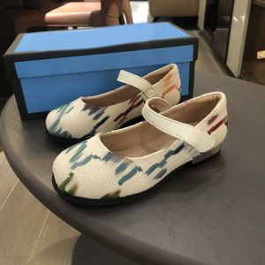 Новые туфли для девочек, детские кроссовки с красочной сеткой и вышивкой букв, размер 26-35, в том числе дизайнерская коробка для обуви, детская обувь принцессы Dec05