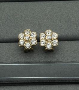 Double Letter Flower Charm Earrings Diamond Floral Designer Studs Temperament Personality Rhinestone Eardrops Whole6419128