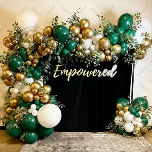 Juldekorationer 134 st ballonger Garland Arch Kit för fest Bakgrund Decors Guld Krom Kids Birthday Wedding Baby Shower Air Globos 231213