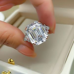 Jovovasmile 6.5 11*10mm Old Mine Asscher Cut 18K Yellow Gold Moissanite Wedding Ring for Woman Engagement