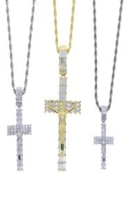 Kedjor Fashion Female Cross Pendants Drop Gold Silver Color Crystal Pendant Halsbandsmycken för män Kvinnor hela2005586