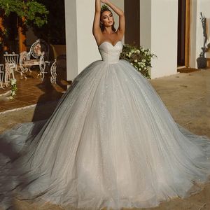 Elegantes Glitzer Hochzeitskleid trägerloser Pailletten Pailletten Tulle Braut Pompadour schimmernde bodenlange Brautkleider benutzerdefiniert gemacht