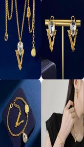 Fashion Designer Necklace Bracelet Earring Water Droplets Pendant Jewelry Sets V Letter Banshee Head 18K Gold Plated Birthday Festive Party Gifts HMS8 -- 036772425