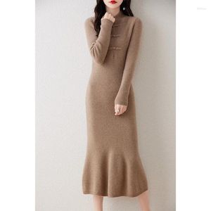 Vestidos casuais merino malha lã cheongsam suéter oficial 2023 outono e inverno feminino fivela estilo chinês vestido