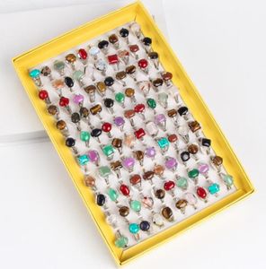 Ganze 100 Stück Mix Styles Natürlicher antiker versilberter Edelstein Vintage-Schmuck Ringe für Männer Frauen brandneuer Tropfen Par7017000