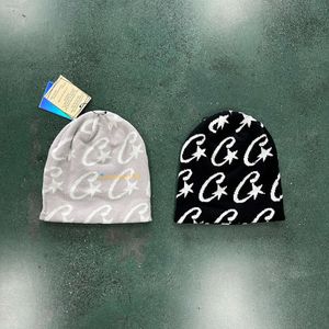 Casal moda outono e inverno designer gorro chapéu de lã de algodão malha quente mantendo gorro padrão bordado marca gorros