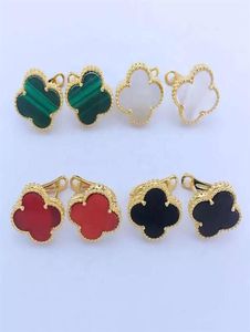 2021 أقراط مجوهرات كلاسيكية شهيرة قشرة بيضاء طبيعية 925 Sterling Sier Four Clover أقراط للنساء 253J5246724