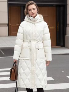 Kvinnor Down Parkas 2023 Midlängd Snöjacka Huven Bomull vadderad vinter Kvinnor Parka Slim midja Drawstring Big Pocket Thick Warme Solid 231213