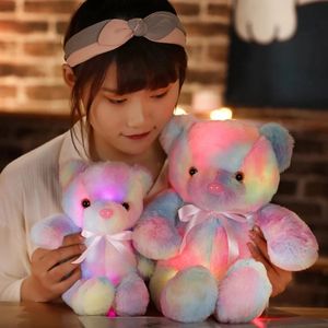 Plush Light - Up Toys Creative Light Up LED Teddy Bear Kolny świecący niedźwiedź pluszowy świetliste zabawki Pchana zwierzę zwierzęta miękka lalka dla dzieci dziewczęta świąteczne prezent 231212