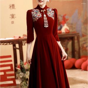 Ethnic Clothing Chinese Qipao Female Mandarin Collar Velvet Toast Exquisite Embroidery Formal Party Dress Elegant Cheongsam Prom