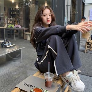 Versione coreana primaverile e autunnale della tuta sportiva da donna, stile Hong Kong, maglione con cappuccio, pantaloni a gamba larga, pantaloni, tuta a due pezzi, marea