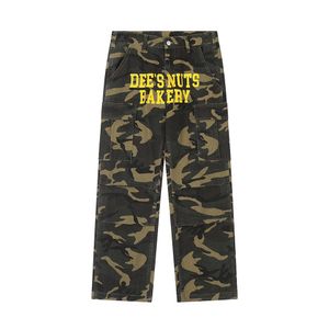 Jeans da uomo Giallo Lettera Stampa Pantalones Hombre Camouflage Cargos Unisex Dritto Streetwear Patchwork Baggy Y2k Pantaloni in denim 231213