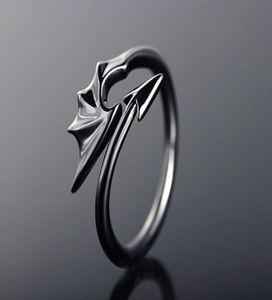 Pierścienie klastra Punk Style Titanium Brass Koakuma Little Devil Dragon Gothic Evil Vampire Open Ring Party Biżuteria dla Me7169527