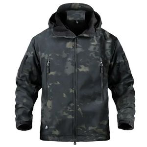 Mensjackor Militär Tactical Winter Jacket Men Army CP Camouflage Airsoft Clothing Waterproof Windbreaker Multicam Fleece Bomber Coat Man 231212