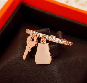 Märke Pure 925 Sterling Silver Jewelry for Women Key Lock Rings Rose Gold Wedding Luxury Brand Engagement Geometric Rings9500889