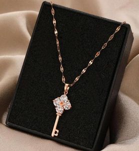 necklace Light luxury and simple temperament titanium steel clavicle Necklace female key rose gold zircon indelible net red clover1552053