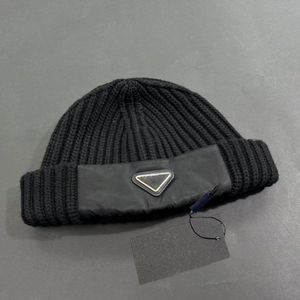 luxury designer beanie hat men women autumn winter caps skull caps casual fitted Inverted triangle Australian wool material