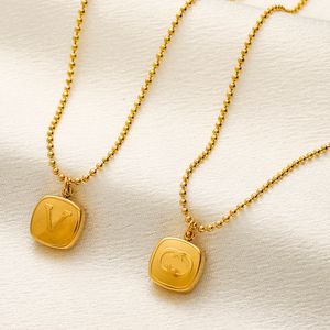 2Style Designer Necklace Pendant 18K Gold Plated Titanium Steel Letter Fashion Men Women länk Kedjor Choker Halsband smycken julklapp