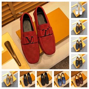 40modell sommarskor män lägenheter glider på manliga loafers som kör mockasiner Homme designer lyxiga män loafers skor modeklänning bröllopssko