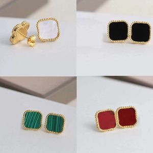 Orecchini per stalloni per orecchini a trifoglio a quattro foglie designer per donne gioielli di moda donna 18k oro oro blu rosa rosso anello di gioielli di lusso per regali accessori post