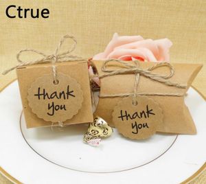 100pcs Kraft Paper PillowSquare Candy Box Rustic Wedding Favors Candy Holder Bags Wedding Party Gift Boxes with thank you tags1136466