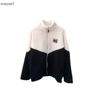 High Quality Winter Womens Fur Embroidery with Letters Contrasting Color Turtleneck Lambswool Coat Ins Loose and Comfortable Zipper Warm