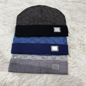 NEU 2022 Ganze Mütze Wintermützen Hüte Damen und Herren Mützen mit echten Waschbärfell-Pompoms Warme Mädchenmütze Snapback-Pompon Beani189O