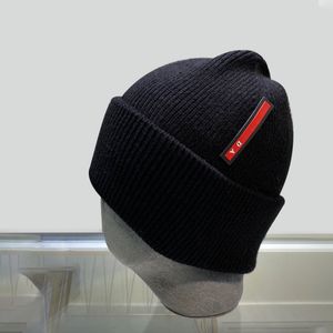 luxury designer beanie mens acne beanie hat women Skin friendly feel is super soft warm winter hat fall woolen cap gift