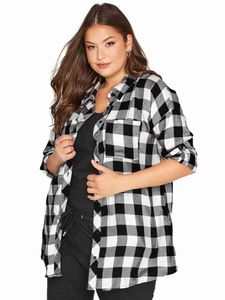 Women's Blouses Shirts Plus Size Elegant Spring Autumn Oversize Boyfriend Shirt Women Long Sleeve Black And White Check Loose Shirt And Blouse 6XL 7XL YQ231214